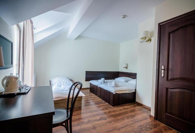 חדר סטנדרט עם מרפסת, Pensjonat Pod Samowarem