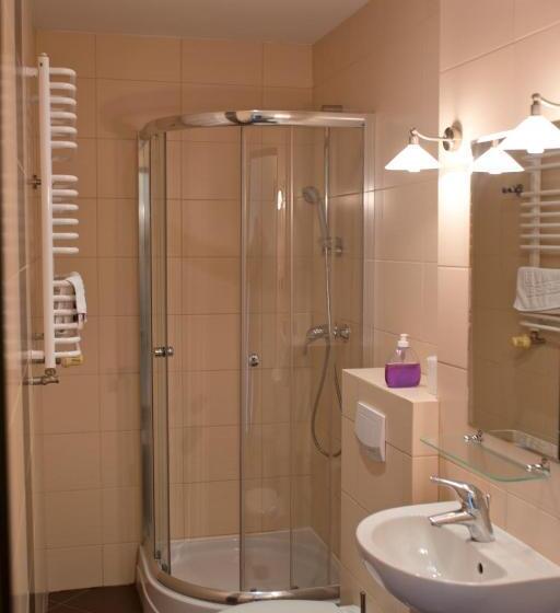 חדר סטנדרט לארבעה, Pensjonat Pod Samowarem