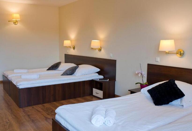 חדר סטנדרט לארבעה, Pensjonat Pod Samowarem