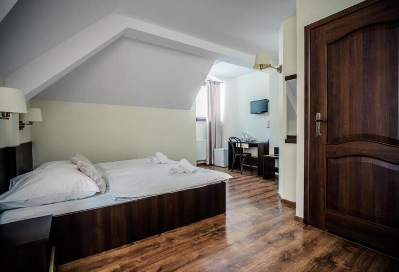 חדר סטנדרט עם מרפסת, Pensjonat Pod Samowarem