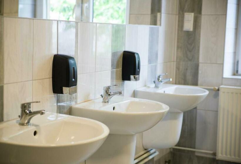 חדר סטנדרט, Pod Kogucikiem