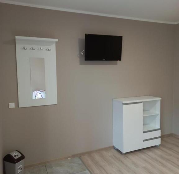 דירת חדר בקומת קרקע, Pod Kogucikiem