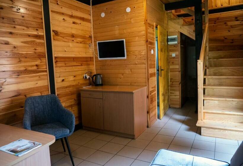 １ベッドルームハウス, Półwysep Natura Tour