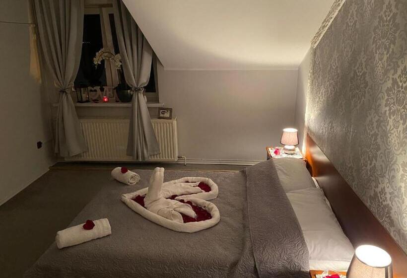 اتاق استاندارد, Restauracja Hotel Kassandra
