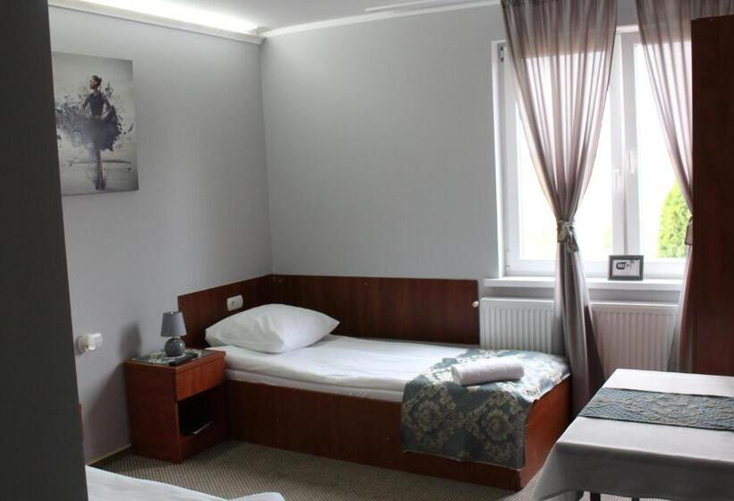 اتاق استاندارد یک نفره, Restauracja Hotel Kassandra