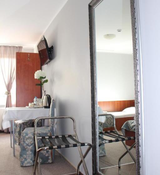 اتاق استاندارد یک نفره, Restauracja Hotel Kassandra