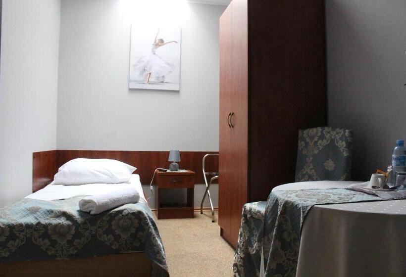 اتاق استاندارد یک نفره, Restauracja Hotel Kassandra