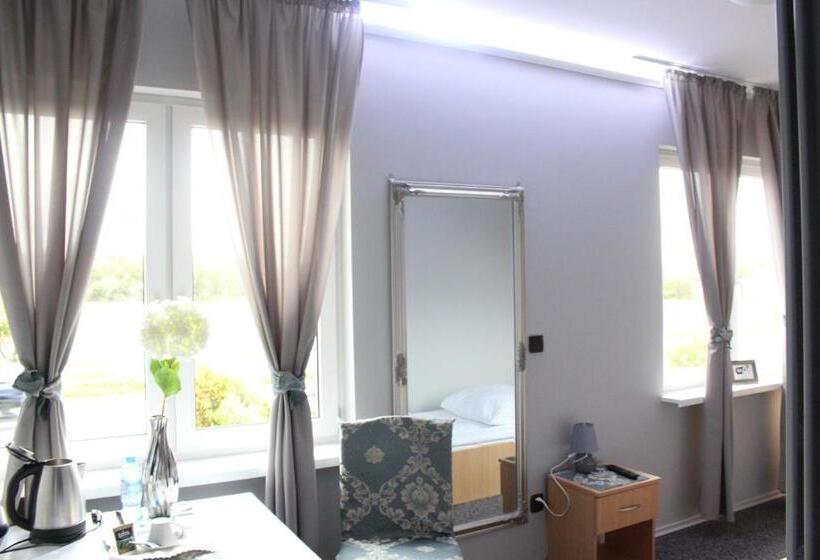 اتاق استاندارد یک نفره, Restauracja Hotel Kassandra