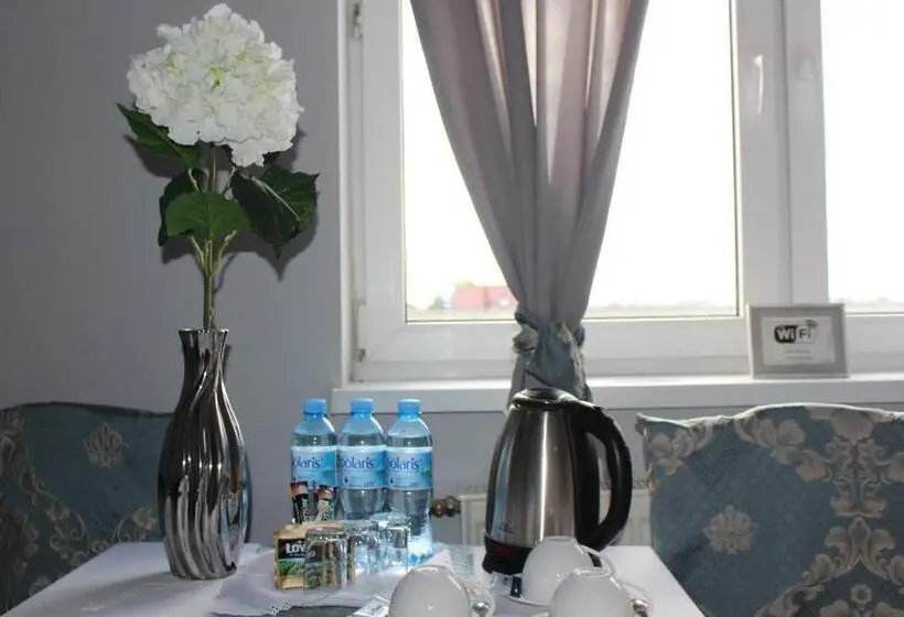 Standard Kolmen Hengen Huone, Restauracja Hotel Kassandra