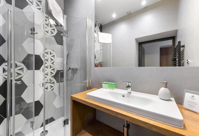 آپارتمان 1 خوابه با بالکن, Willa Jarosta & Spa  Free Parking