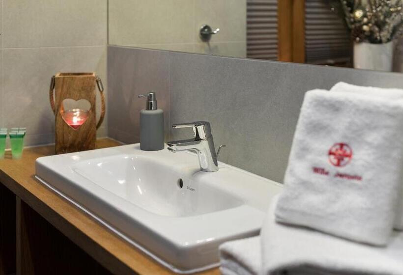 Апартаменты Prestige 1 Спальня, Willa Jarosta & Spa  Free Parking