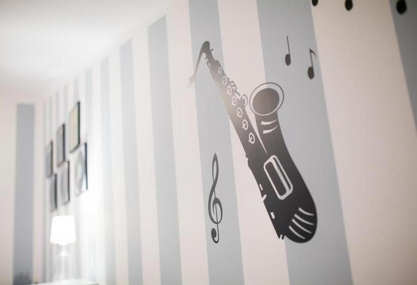 غرفة قياسية, Ab Hostel