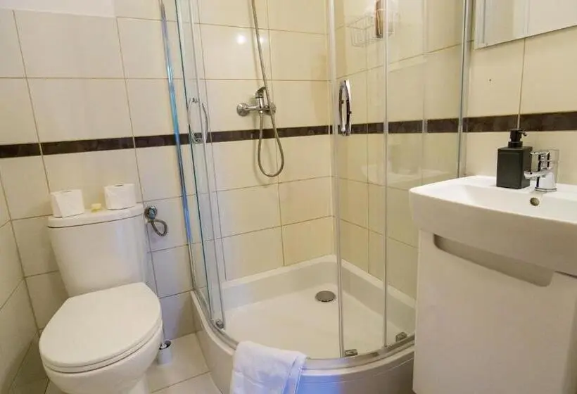 Standard Neljän Hengen Huone, Noclegi Orla 6