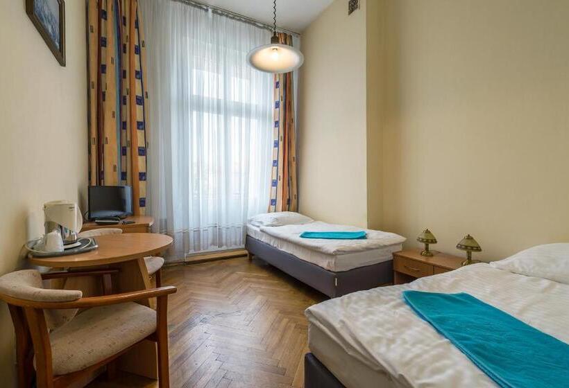غرفة قياسية فردية, Savoy Wrocław
