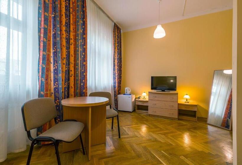 غرفة قياسية, Savoy Wrocław