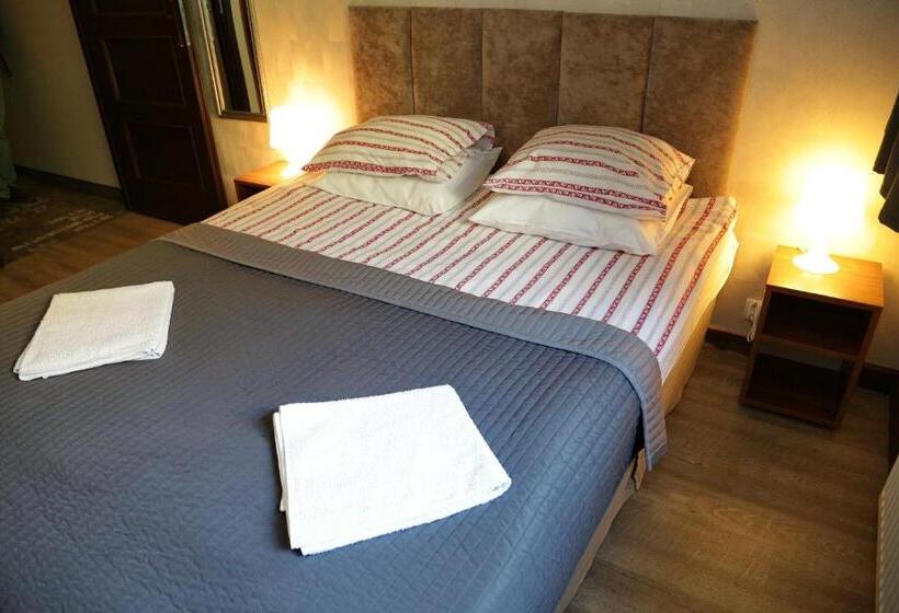 اتاق استاندارد با تخت بزرگ, B & B Tomula