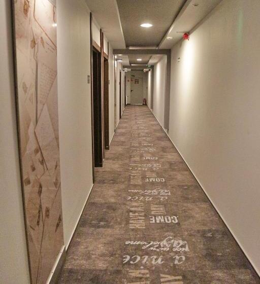 آپارتمان سوپریور 1 خوابه, B & B Tomula