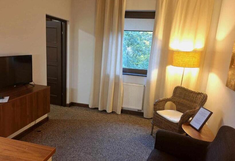 آپارتمان سوپریور 1 خوابه, B & B Tomula