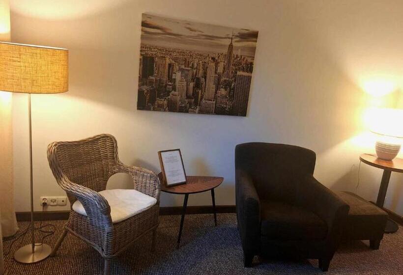 آپارتمان سوپریور 1 خوابه, B & B Tomula