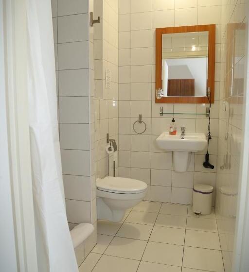 اتاق استاندارد, B & B Tomula