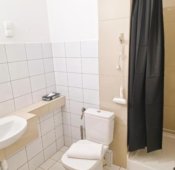 اتاق استاندارد سه نفره, B & B Tomula