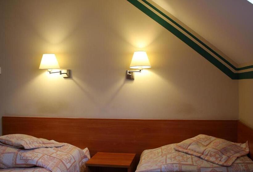 חדר בסיסי, Amicus żoliborz