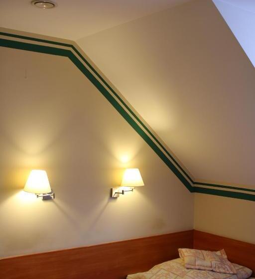 חדר בסיסי, Amicus żoliborz