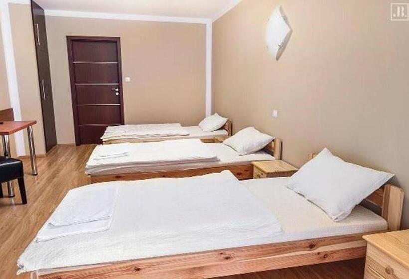 标准三人间, Bizancjum Pokoje Gościnne Parking Free 24h