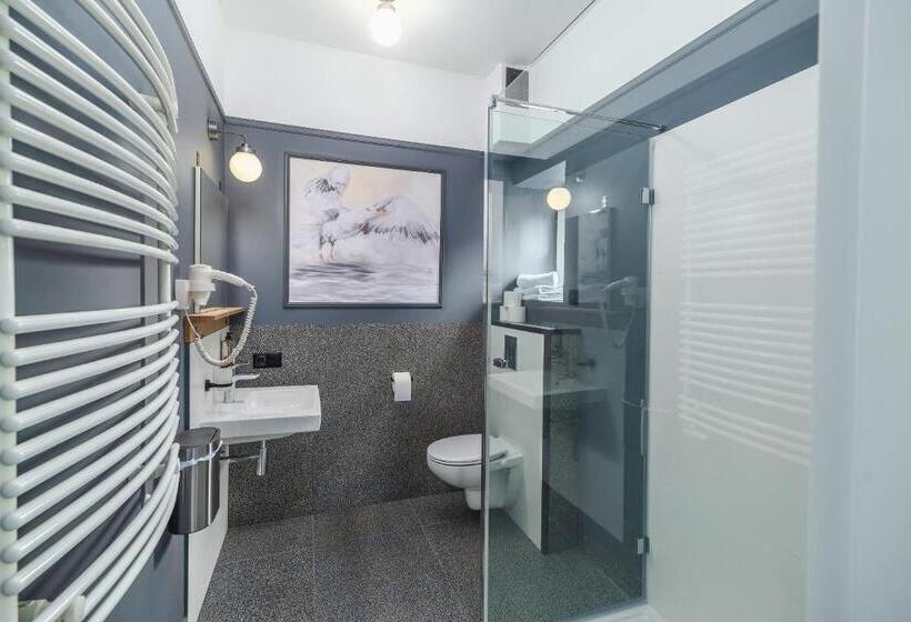 غرفة قياسية, Grand Tulipan