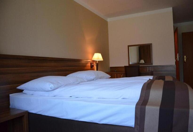 غرفة كمفورت مطلة على البحيرة, Obiekt Tatar   Usługi Hotelarskie