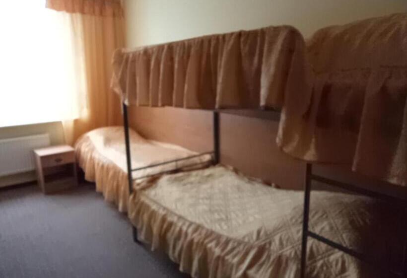 غرفة إقتصادية, Obiekt Tatar   Usługi Hotelarskie