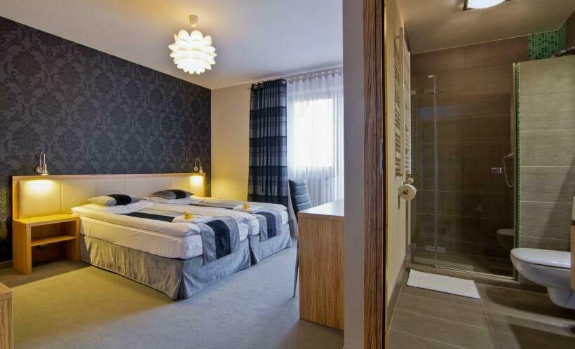 Номер Стандарт, Silverton Sauna,jacuzzi,mini Siłownia,bar Sezonowy, Przyjazny Rodzinom