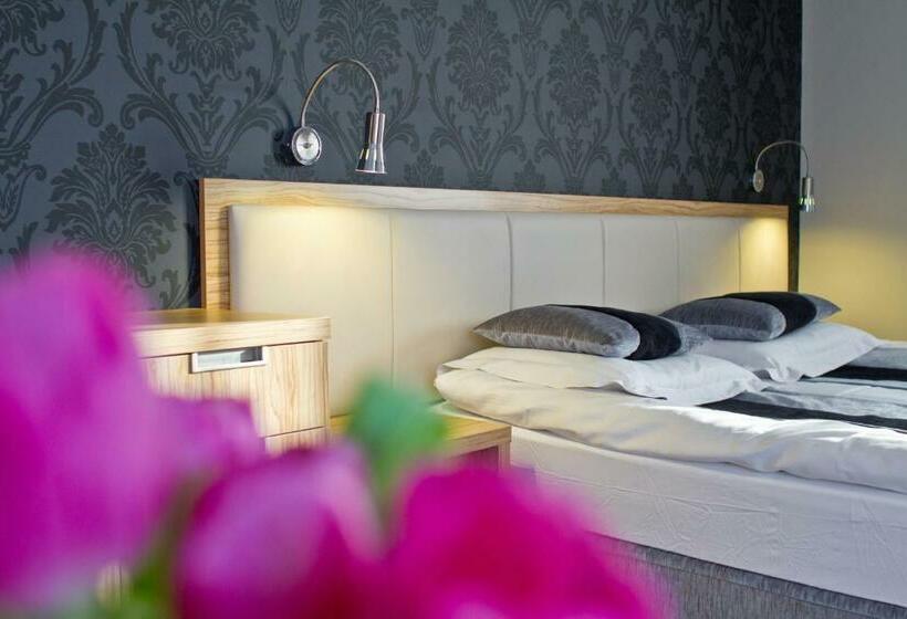 Номер Стандарт, Silverton Sauna,jacuzzi,mini Siłownia,bar Sezonowy, Przyjazny Rodzinom