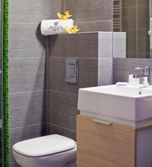 Студио Стандарт с Террасой, Silverton Sauna,jacuzzi,mini Siłownia,bar Sezonowy, Przyjazny Rodzinom