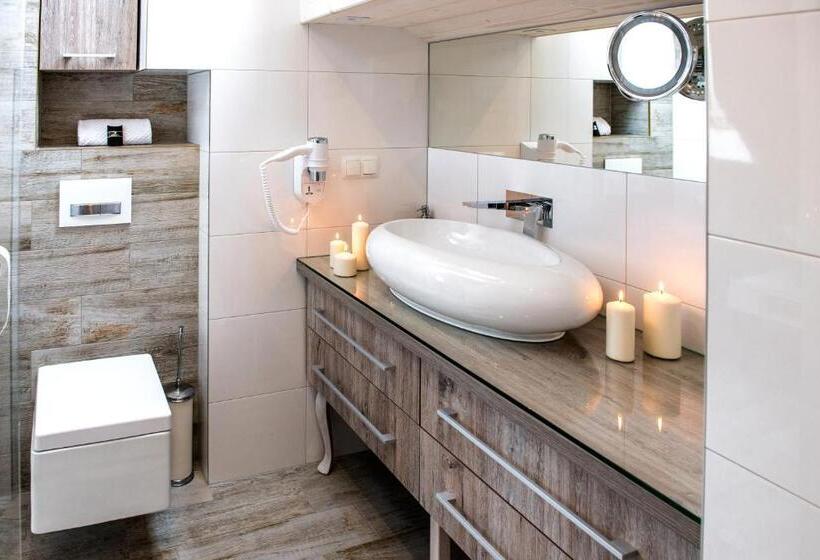 Студия Superior, Silverton Sauna,jacuzzi,mini Siłownia,bar Sezonowy, Przyjazny Rodzinom