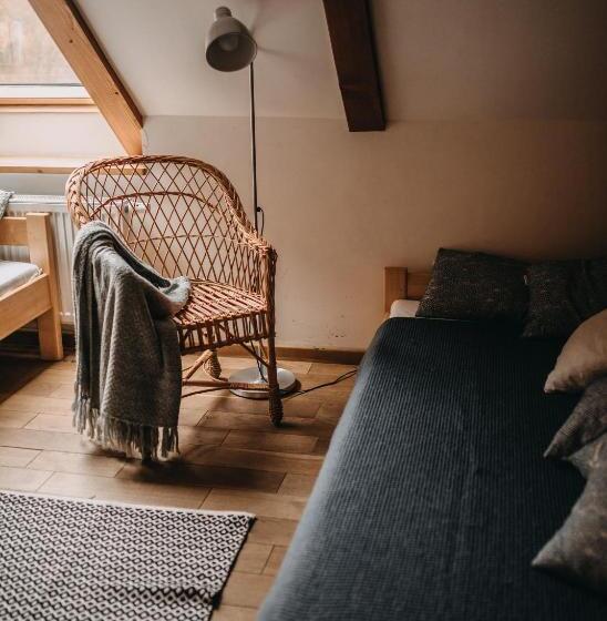 חדר משפחתי, Villa Hubertus