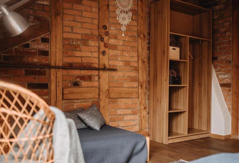 חדר משפחתי, Villa Hubertus