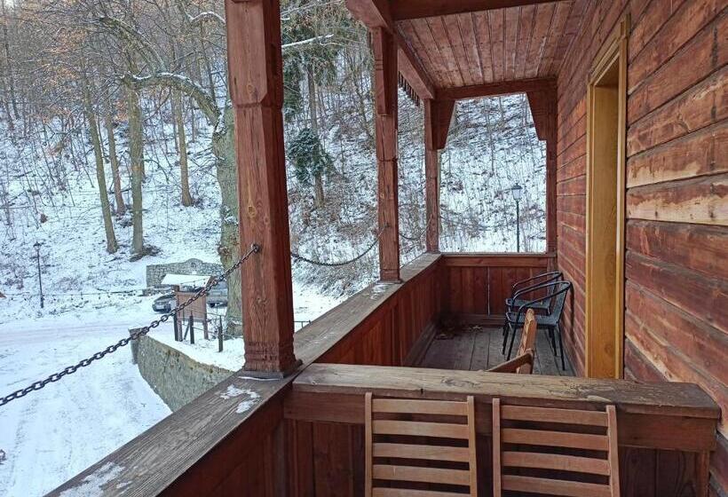 חדר סטנדרט לארבעה, Villa Hubertus