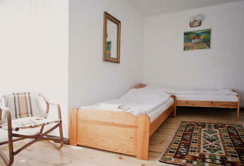 Четырехместный Номер Стандарт, Villa Navigator