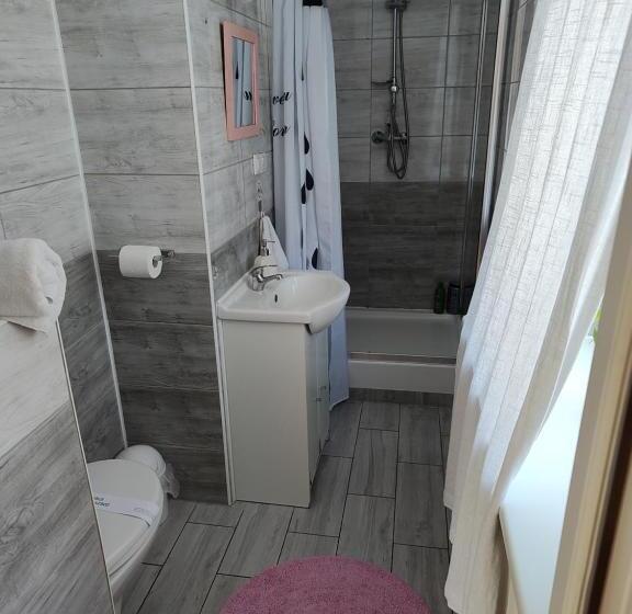 غرفة قياسية, Vistula City