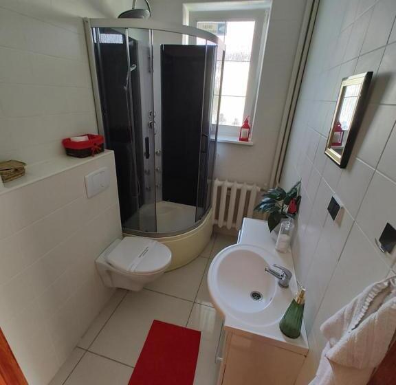 غرفة قياسية, Vistula City