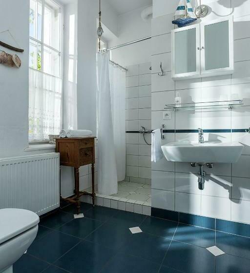 اتاق استاندارد, Willa Ludwinia