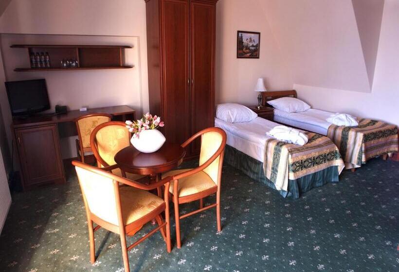 חדר סטנדרט לארבעה, Biały Dunajec Resort & Spa