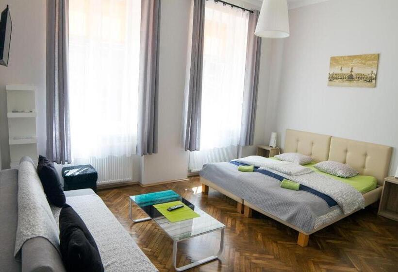 آپارتمان 2 خوابه, Dream Hostel & Apartments