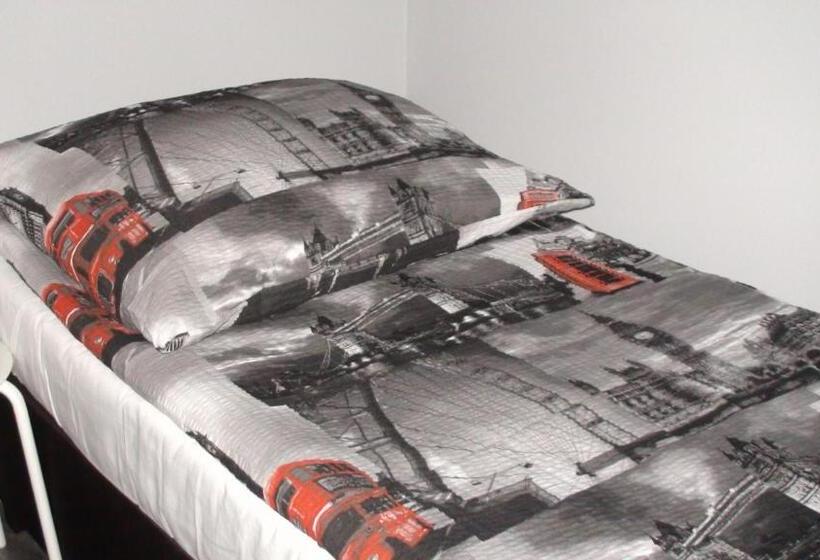 اتاق استاندارد سه نفره, Hostel Kamienna Centrum