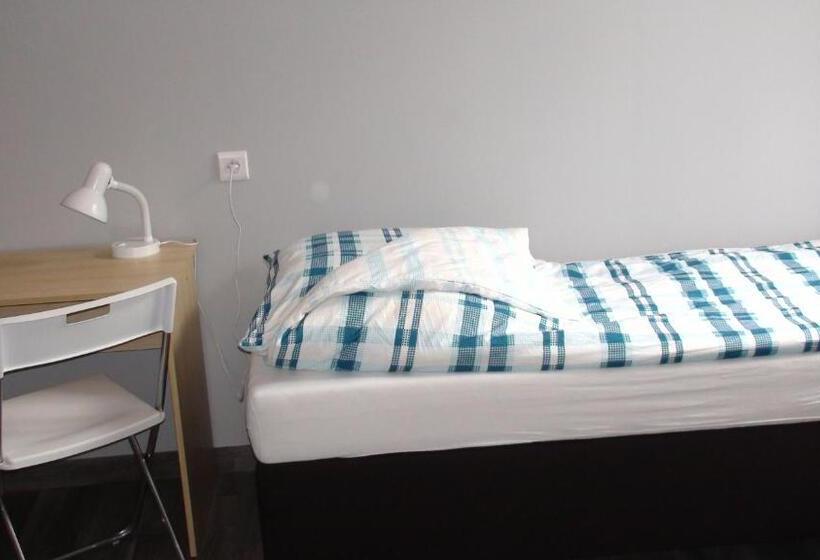 Четырехместный Номер Стандарт, Hostel Kamienna Centrum