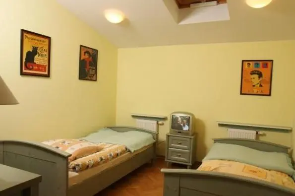 バス共有のスタンダードルーム, Hostel Va Bank
