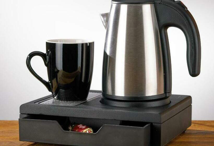 اتاق استاندارد یک نفره, Aura   Hotel & Restaurant & Sauna