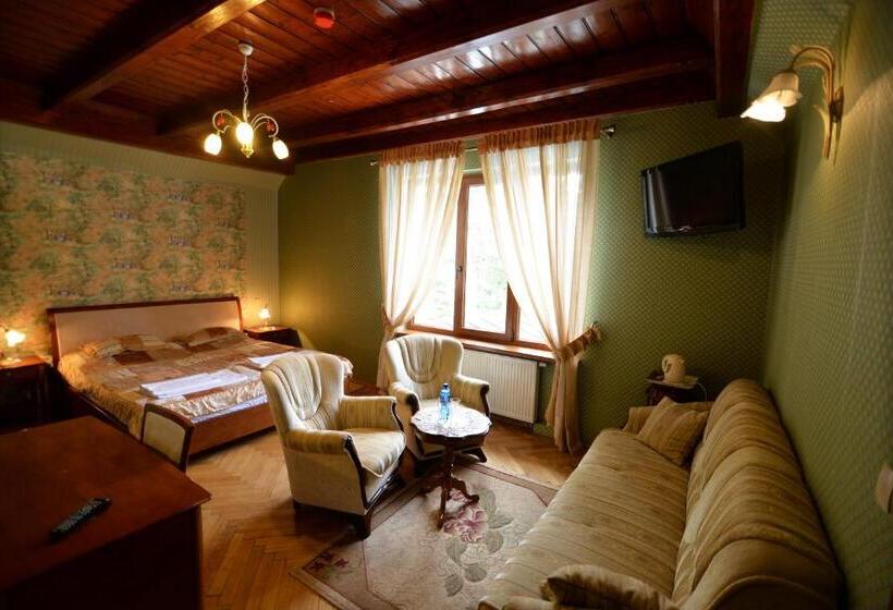 豪华三人间, Europa Górnicza Strzecha