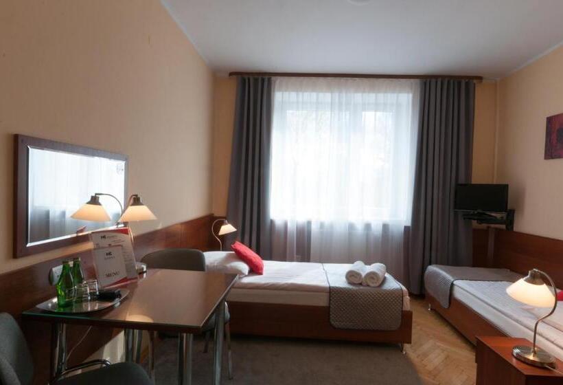 スタンダードシングルルーム, Komes